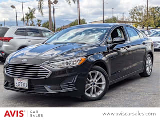 2019 Ford Fusion Hybrid SE 3FA6P0LU2KR207745 2019 Ford Fusion Hybrid SE