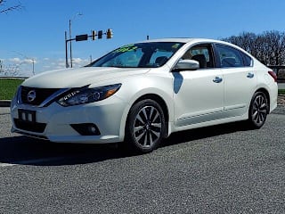 2016 Nissan Altima 1N4AL3AP1GC236325 2016 Nissan Altima