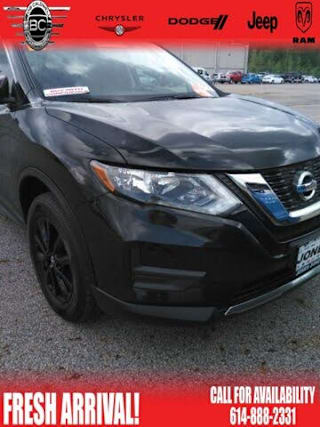 2017 Nissan Rogue SV 5N1AT2MV7HC801916 2017 Nissan Rogue SV
