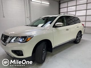 2018 Nissan Pathfinder Platinum 5N1DR2MM9JC613729 2018 Nissan Pathfinder Platinum