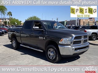 2017 Ram Pickup 2500 3C6UR5CL2HG561485 2017 Ram Pickup 2500