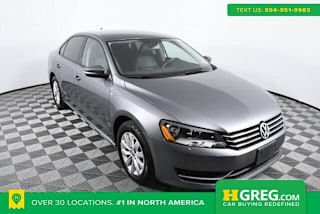 2015 Volkswagen Passat 1VWAT7A32FC014421 2015 Volkswagen Passat
