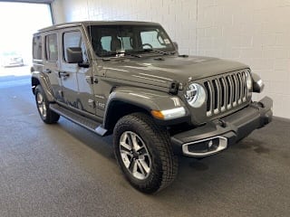 2020 Jeep Wrangler Unlimited Sahara 1C4HJXEN2LW232520 2020 Jeep Wrangler Unlimited Sahara