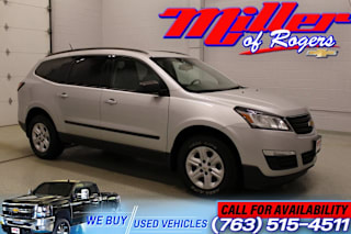 2017 Chevrolet Traverse LS 1GNKRFED0HJ343532 2017 Chevrolet Traverse LS