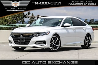 2019 Honda Accord 1HGCV1F32KA020125 2019 Honda Accord