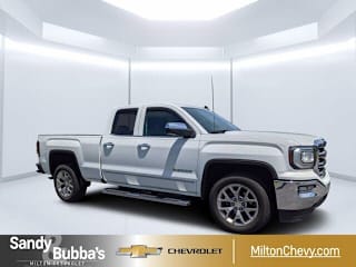 2018 GMC Sierra 1500 SLT 1GTR1NEC1JZ264040 2018 GMC Sierra 1500 SLT