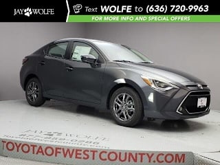 2019 Toyota Yaris XLE 3MYDLBYV1KY507388 2019 Toyota Yaris XLE