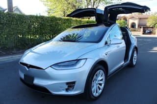 2018 Tesla Model X 5YJXCDE23JF123382 2018 Tesla Model X
