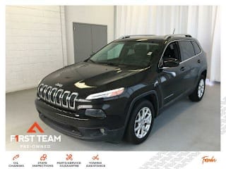 2014 Jeep Cherokee Latitude 1C4PJLCS0EW103563 2014 Jeep Cherokee Latitude