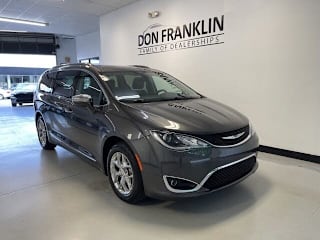 2019 Chrysler Pacifica Limited 2C4RC1GG8KR668161 2019 Chrysler Pacifica Limited