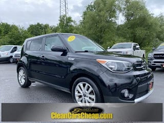 2017 Kia Soul + KNDJP3A5XH7427099 2017 Kia Soul +