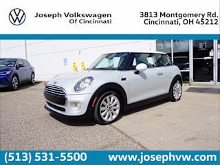 2017 MINI Hardtop 2 Door WMWXP5C37H2G60775 2017 MINI Hardtop 2 Door