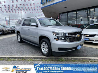 2018 Chevrolet Suburban LS 1500 1GNSKGKC0JR307336 2018 Chevrolet Suburban LS 1500