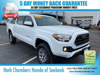 2018 Toyota Tacoma SR5 V6 3TMCZ5AN6JM133063 2018 Toyota Tacoma SR5 V6