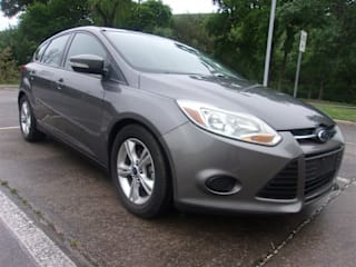 2013 Ford Focus SE 1FADP3K24DL303242 2013 Ford Focus SE