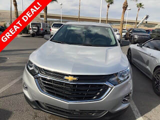 2019 Chevrolet Equinox LS 3GNAXHEV1KS680223 2019 Chevrolet Equinox LS