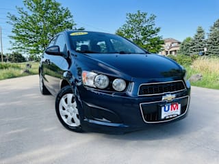 2015 Chevrolet Sonic LS Auto 1G1JA5SH2F4127537 2015 Chevrolet Sonic LS Auto