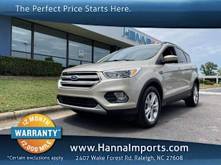 2018 Ford Escape SE 1FMCU9GD4JUB19304 2018 Ford Escape SE