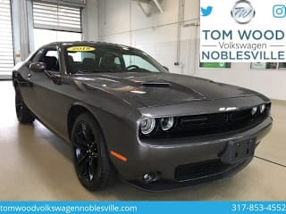2018 Dodge Challenger SXT 2C3CDZAG6JH271891 2018 Dodge Challenger SXT
