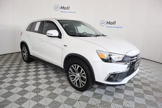 2018 Mitsubishi Outlander Sport ES JA4AP3AU1JZ000874 2018 Mitsubishi Outlander Sport ES