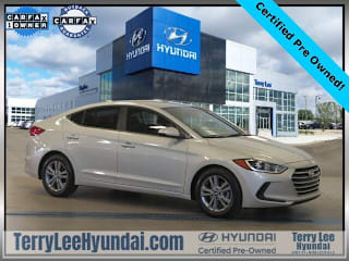2017 Hyundai Elantra SE KMHD84LF1HU068275 2017 Hyundai Elantra SE
