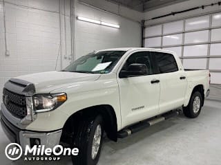 2018 Toyota Tundra SR5 5TFDM5F13JX078686 2018 Toyota Tundra SR5