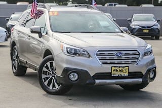 2017 Subaru Outback 2.5i Limited 4S4BSANC0H3383407 2017 Subaru Outback 2.5i Limited