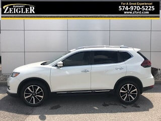2018 Nissan Rogue S 5N1AT2MV5JC721665 2018 Nissan Rogue S