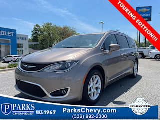 2017 Chrysler Pacifica Touring-L 2C4RC1BG3HR822940 2017 Chrysler Pacifica Touring-L