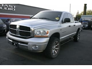2006 Dodge Ram Pickup 1500 SLT 1D7HU182X6S552983 2006 Dodge Ram Pickup 1500 SLT