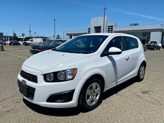 2016 Chevrolet Sonic LS Auto 1G1JA6SG9G4173946 2016 Chevrolet Sonic LS Auto