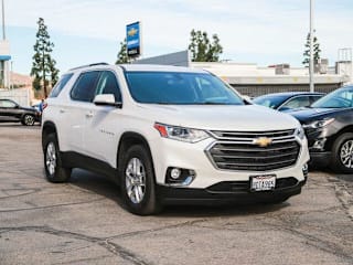 2018 Chevrolet Traverse LT Cloth 1GNERGKW1JJ212298 2018 Chevrolet Traverse LT Cloth