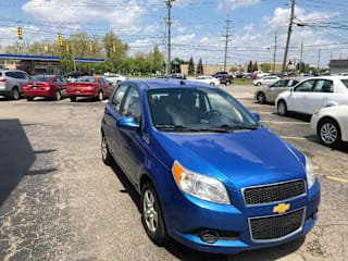 2009 Chevrolet Aveo Aveo5 LS KL1TD66E09B639897 2009 Chevrolet Aveo Aveo5 LS