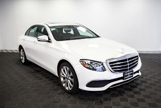2018 Mercedes-Benz E-Class E 300 4MATIC WDDZF4KB0JA293587 2018 Mercedes-Benz E-Class E 300 4MATIC