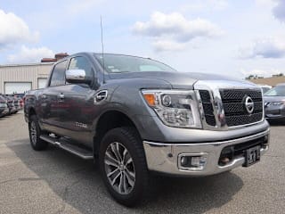 2017 Nissan Titan SL 1N6AA1E55HN505975 2017 Nissan Titan SL