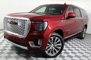 2021 GMC Yukon XL 1GKS2JKLXMR224138 2021 GMC Yukon XL