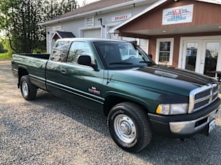 1998 Dodge Ram Pickup 2500 ST 3B7KC2266WG196267 1998 Dodge Ram Pickup 2500 ST
