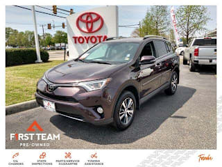 2018 Toyota RAV4 XLE 2T3RFREV4JW771167 2018 Toyota RAV4 XLE