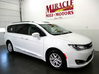 2020 Chrysler Pacifica Touring L 2C4RC1BG8LR287225 2020 Chrysler Pacifica Touring L