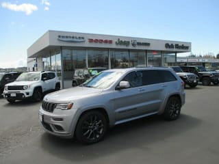2018 Jeep Grand Cherokee Overland 1C4RJFCG1JC333582 2018 Jeep Grand Cherokee Overland