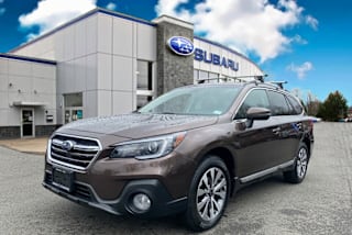 2019 Subaru Outback 3.6R Touring 4S4BSETC1K3208861 2019 Subaru Outback 3.6R Touring