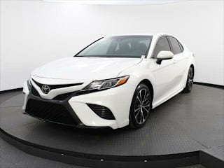 2018 Toyota Camry 4T1B11HK3JU551157 2018 Toyota Camry