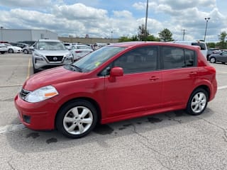 2011 Nissan Versa 1.8 SL 3N1BC1CP6BL492766 2011 Nissan Versa 1.8 SL
