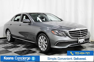 2018 Mercedes-Benz E-Class E 300 4MATIC WDDZF4KB5JA377596 2018 Mercedes-Benz E-Class E 300 4MATIC