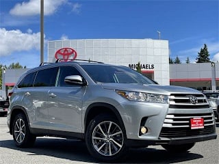 2019 Toyota Highlander XLE 5TDJZRFH1KS919288 2019 Toyota Highlander XLE