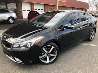 2017 Kia Forte 3KPFN4A8XHE121208 2017 Kia Forte