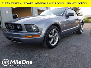 2006 Ford Mustang V6 Premium 1ZVHT84N165249687 2006 Ford Mustang V6 Premium