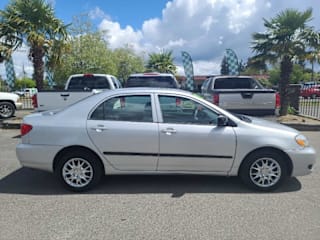 2007 Toyota Corolla CE 1NXBR32E27Z834715 2007 Toyota Corolla CE