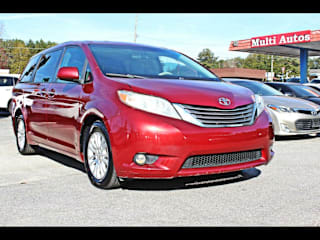 2012 Toyota Sienna XLE 8-Passenger 5TDYK3DC1CS207257 2012 Toyota Sienna XLE 8-Passenger
