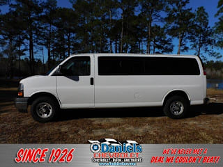 2020 Chevrolet Express Passenger 1GAZGPFP9L1173491 2020 Chevrolet Express Passenger